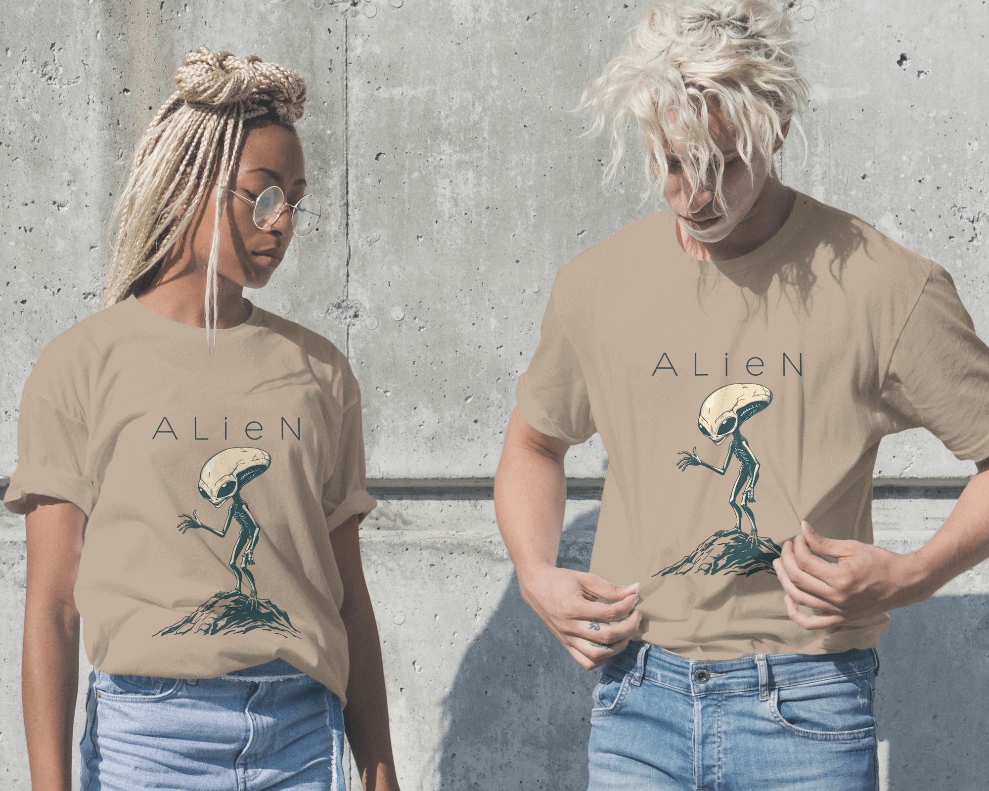 Alien Simple Oversized Tee