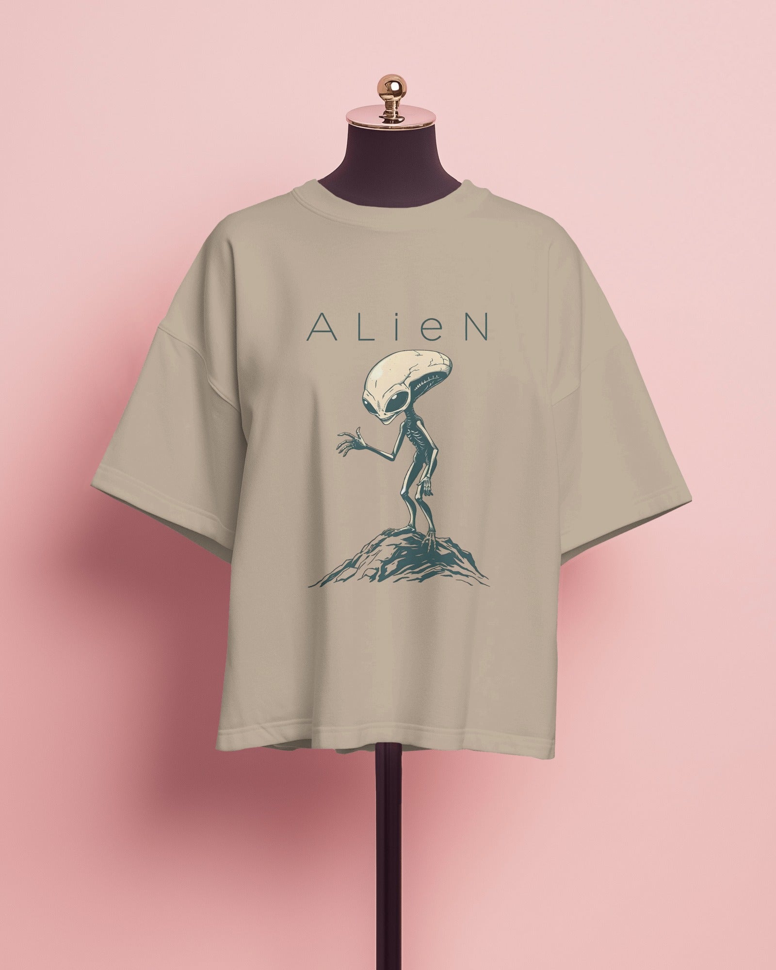 Alien Simple Oversized Tee