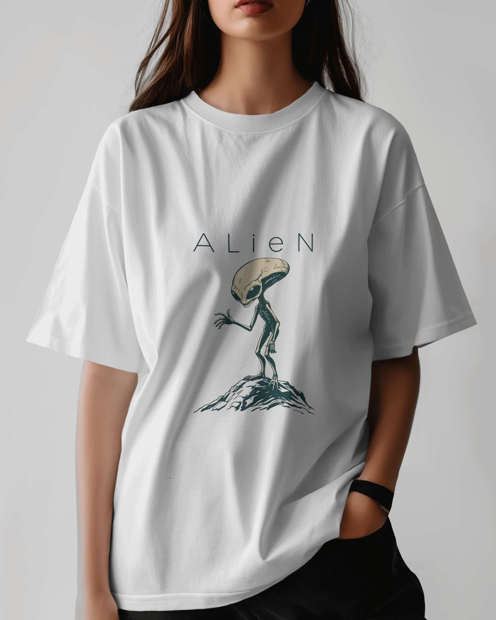 Alien Simple Oversized Tee